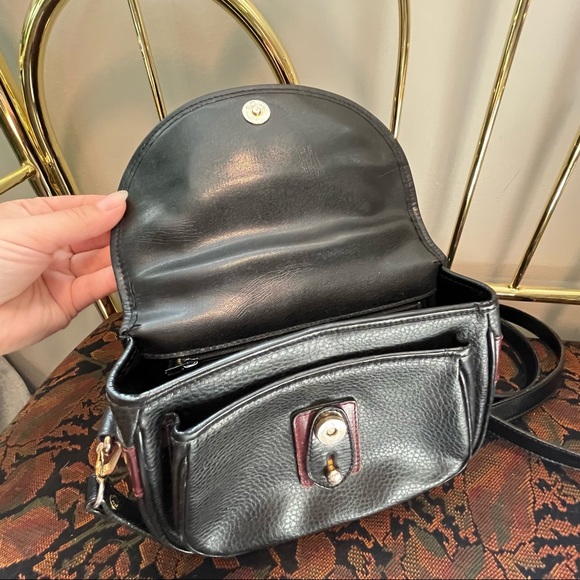 Donatello | Leather Crossbody Purse - Picture 3 of 16